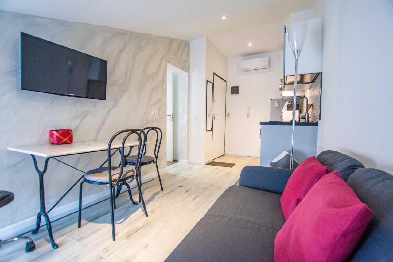 Casa Vacanze Al Teatro Триест Экстерьер фото